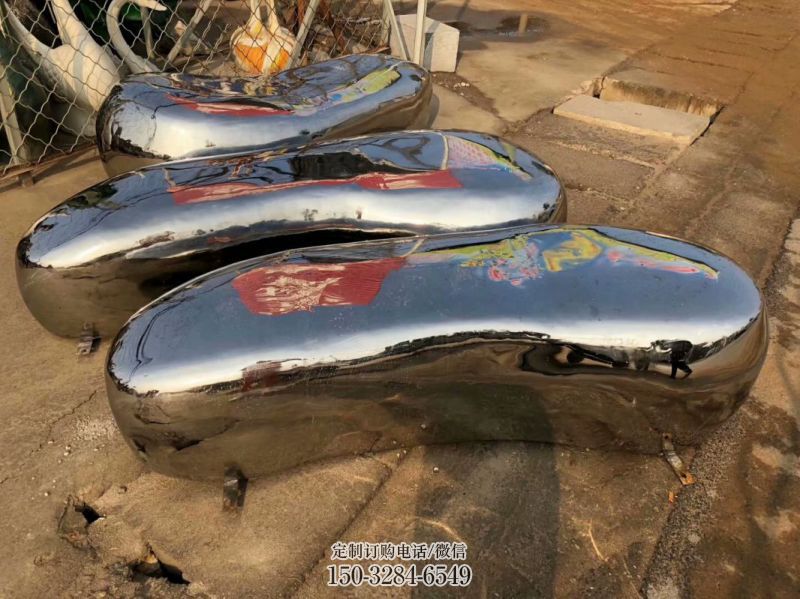 宁德坐凳雕塑，小区园林雕塑，不锈钢镜面效果